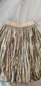 Girls Gymboree green velvet skirt